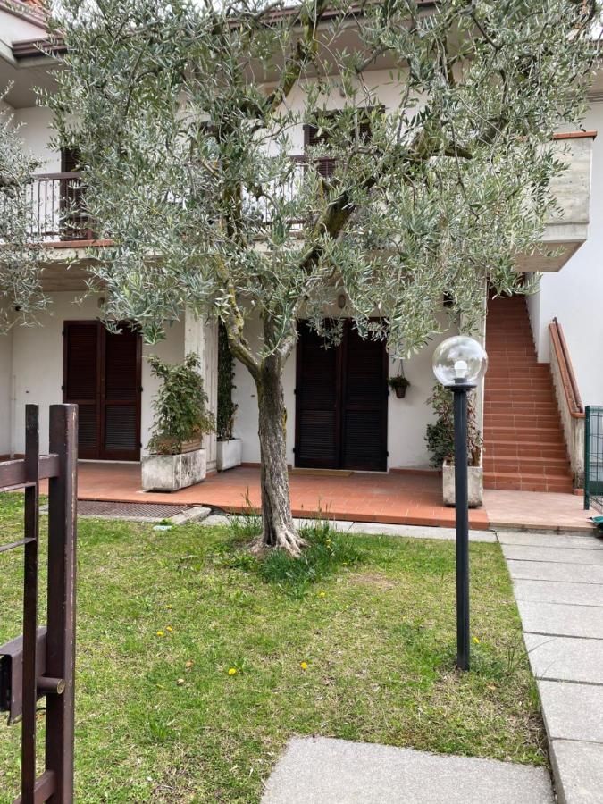 Free Parking - Blue Apartment Vicino Al Centro Sirmione Exteriör bild
